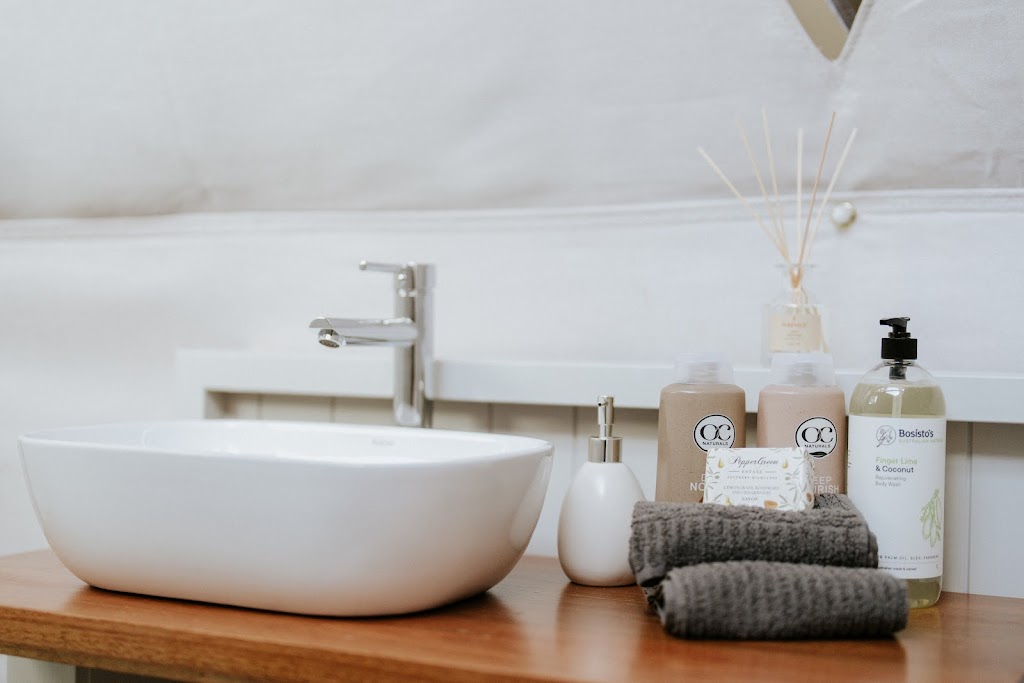 Scribbly Farm Premium Geo Dome Bush retreat Southern highlands | 1480 Wombeyan Caves Rd High Range Nr, Bowral NSW 2575, Australia | Phone: 0422 661 609