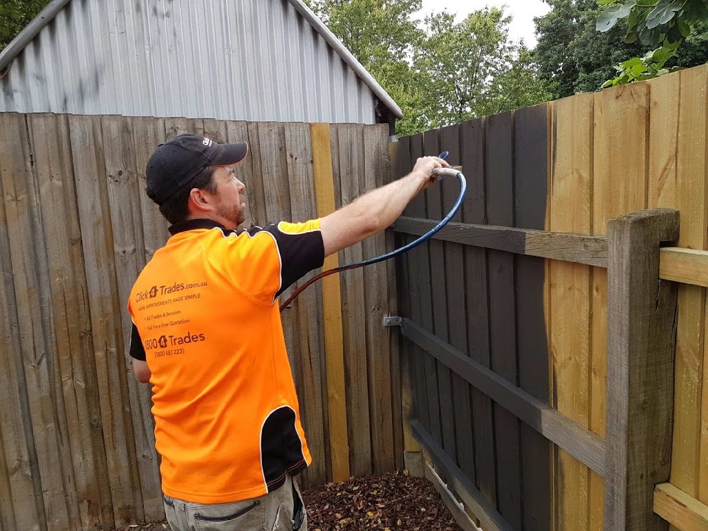 Melbourne Fence Painting | Level 1/737 Burwood Rd, Hawthorn East VIC 3121, Australia | Phone: 1800 487 233