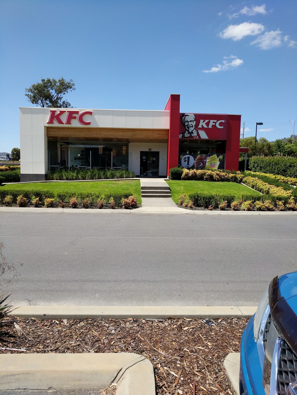 KFC East Wodonga | meal takeaway | 4379 Anzac Parade, Wodonga VIC 3690, Australia | 0260243748 OR +61 2 6024 3748