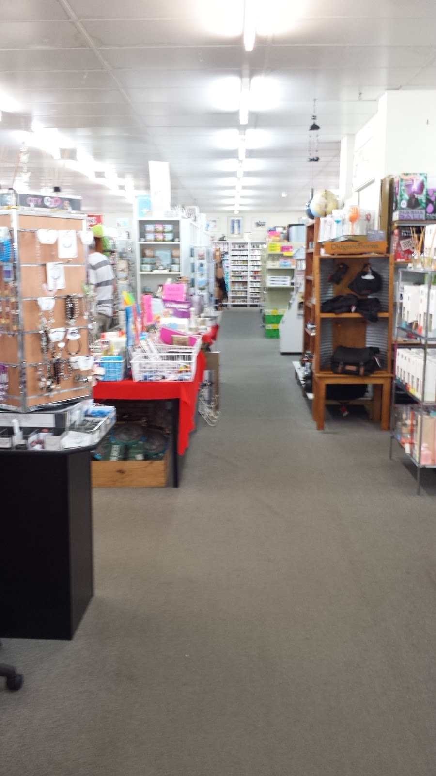 Kingscote Gift Shop | department store | 78 Dauncey St, Kingscote SA 5223, Australia | 0885532165 OR +61 8 8553 2165