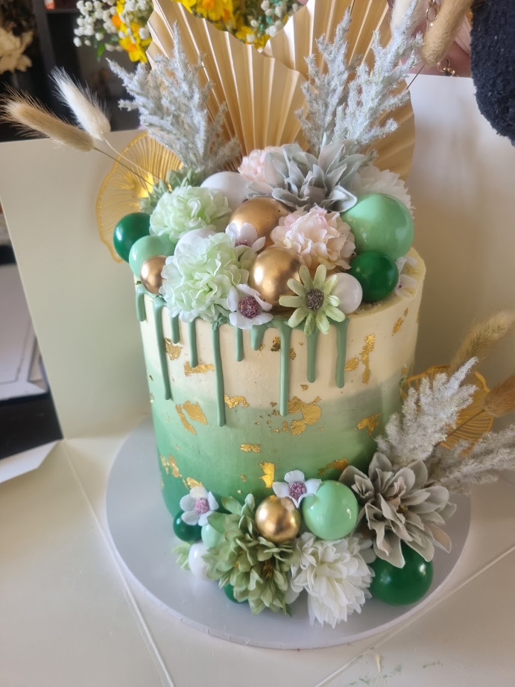Little Island Bakes | Foxtail Cres, Banksia Beach QLD 4507, Australia | Phone: 0413 255 520