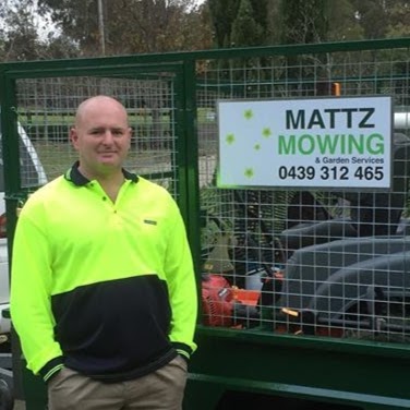 Mattz Mowing & Garden Services | park | 5 Mahogany Ave, Berwick VIC 3806, Australia | 0439312465 OR +61 439 312 465
