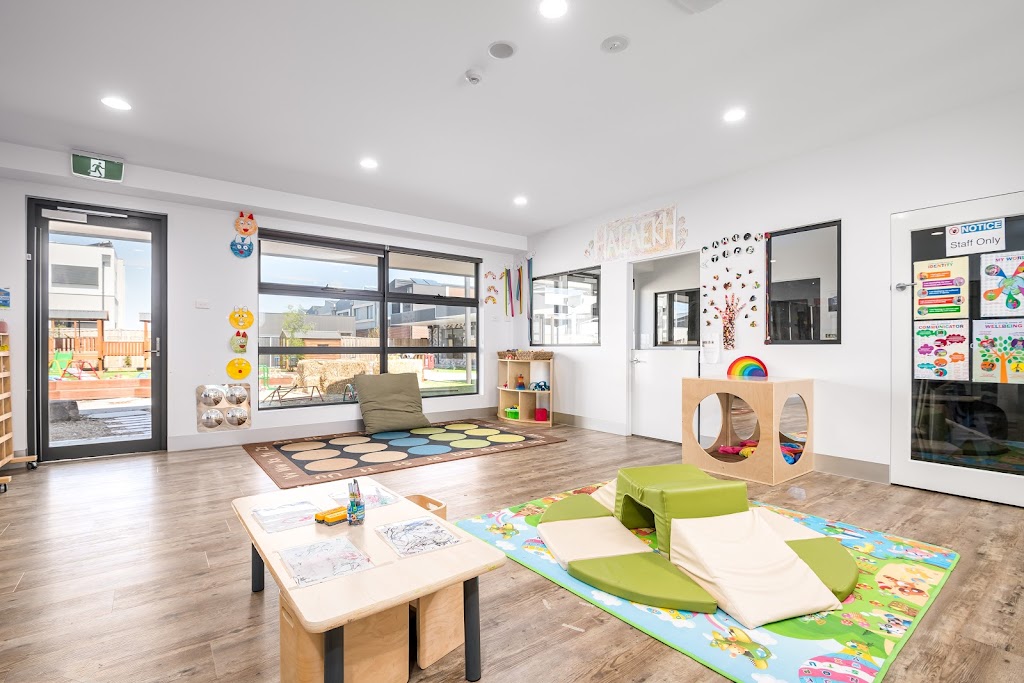 Woodlands Long Day Care & Kindergarten Roxburgh Park |  | 205A James Mirams Dr, Roxburgh Park VIC 3064, Australia | 0385802407 OR +61 3 8580 2407