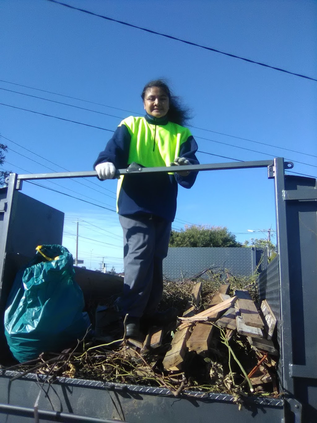 P&M Green and Hardwaste removal | 2 Ulm St, Laverton VIC 3028, Australia | Phone: 0414 912 725