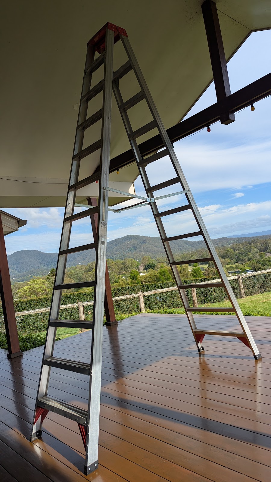 Lone Star Hire - Samford Valley | 147 Betts Rd, Camp Mountain QLD 4520, Australia | Phone: 0418 238 005