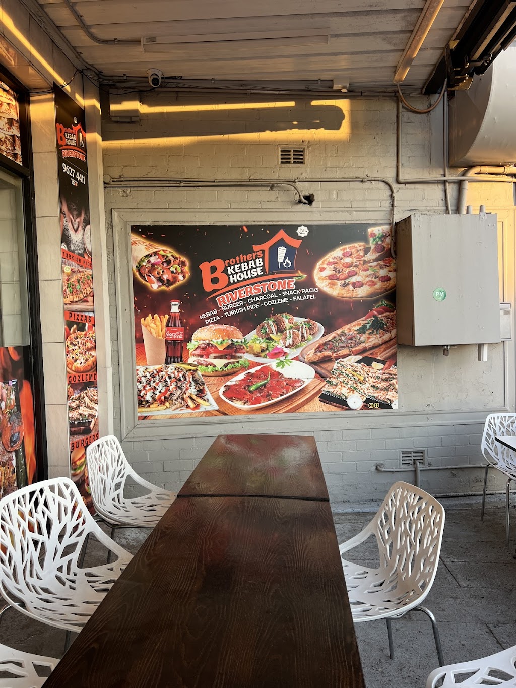 Brother’s Kebab House Riverstone | 10 Riverstone Parade, Riverstone NSW 2765, Australia | Phone: (02) 9627 4411