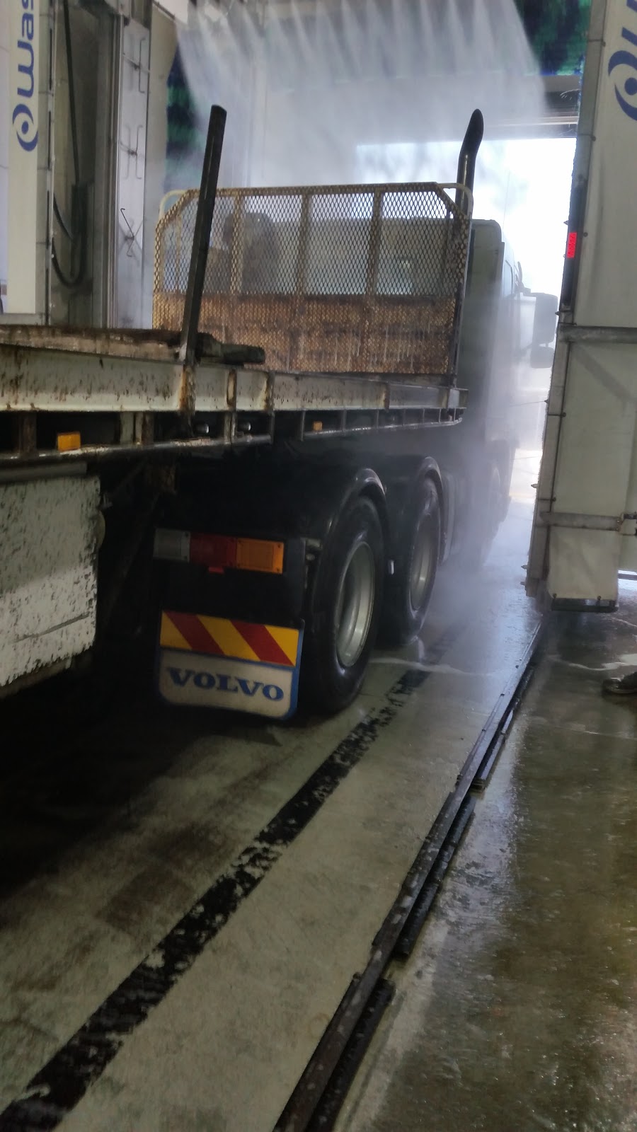 Hume Truck Wash | car wash | 35 Tralee St, Hume ACT 2620, Australia | 0423297190 OR +61 423 297 190