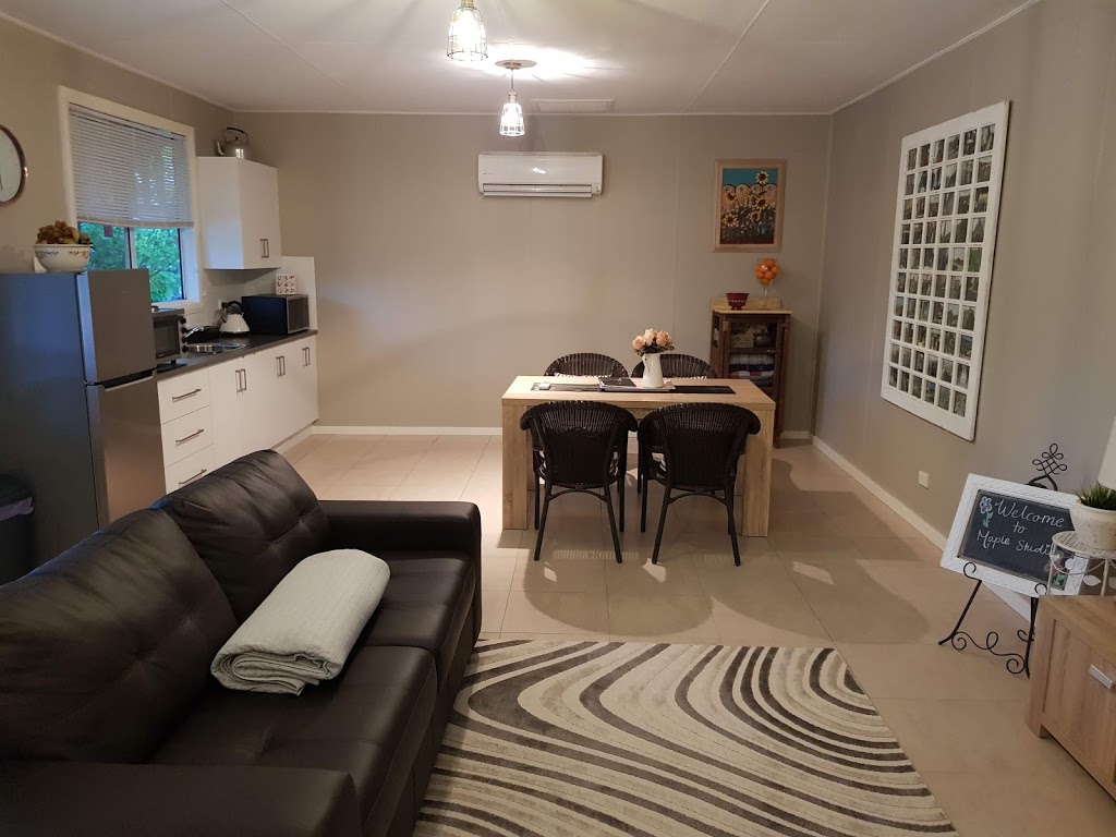 Maple Studio Jervis Bay Holiday Accommodation. | lodging | 7 Wahroonga Cl, St Georges Basin NSW 2540, Australia | 0419214106 OR +61 419 214 106