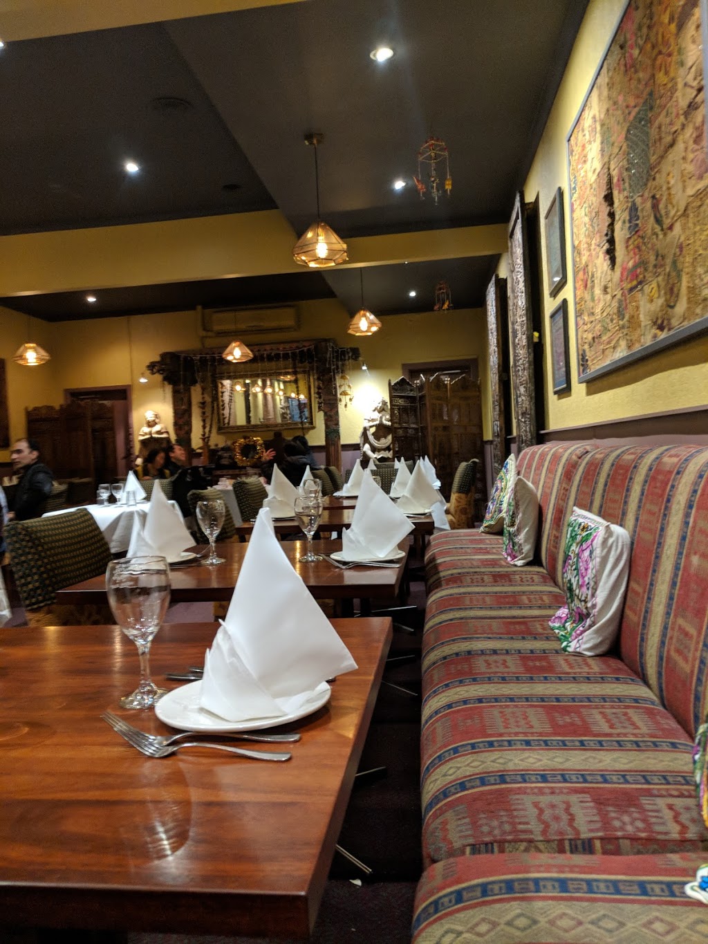 Indian Star | restaurant | 254/256 Maribyrnong Rd, Moonee Ponds VIC 3039, Australia | 0393751113 OR +61 3 9375 1113
