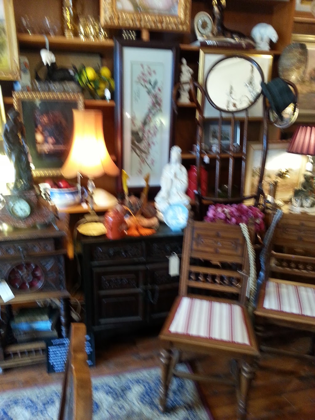 Coopers Antiques | home goods store | 18 Ross St, Oberon NSW 2787, Australia | 0263365395 OR +61 2 6336 5395
