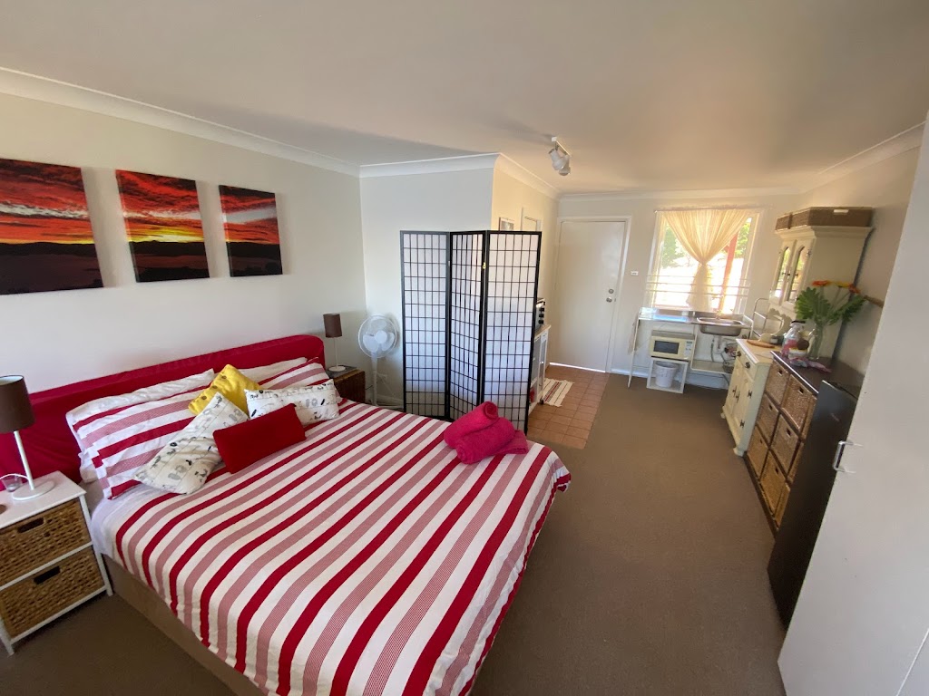 Mountain Bliss | lodging | Mountain Bliss, 117 Burru Lane, Kalkite NSW 2627, Australia | 0432329082 OR +61 432 329 082