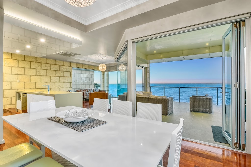 Aloha Beachfront Robe | 1 Lipson Terrace, Robe SA 5276, Australia | Phone: 0448 652 586