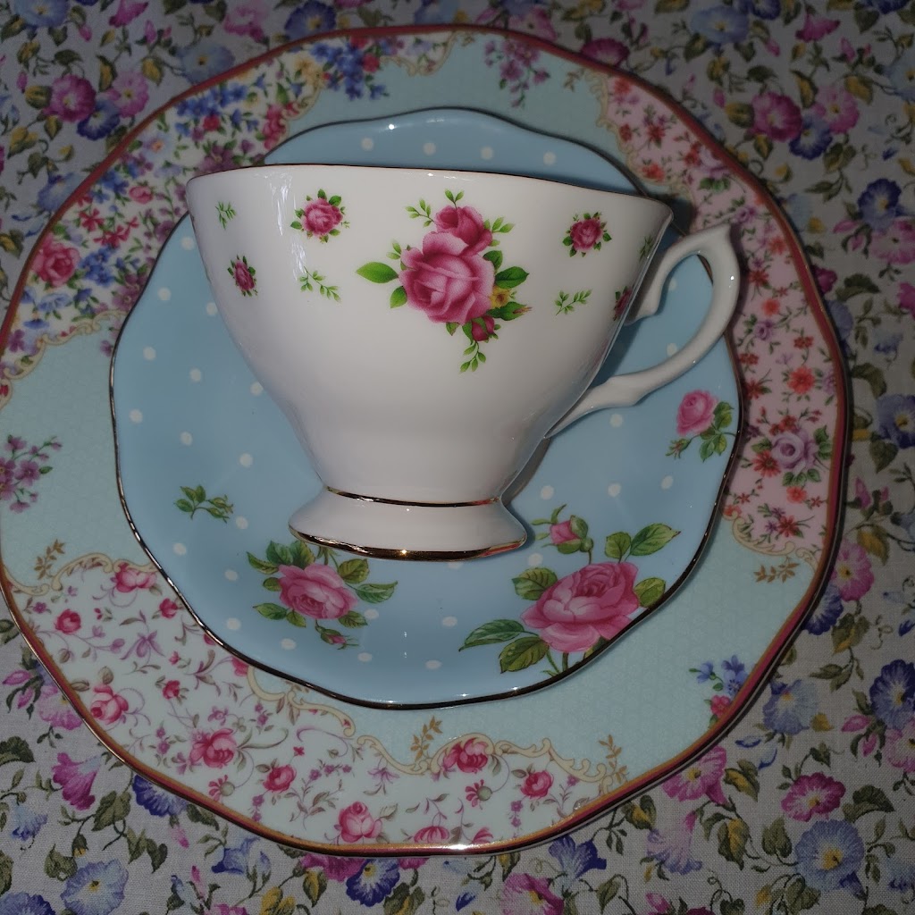 Vintage Whimsy - High Tea Crockery Hire |  | Greenhaven Dr, Palmview QLD 4553, Australia | 0754945110 OR +61 7 5494 5110