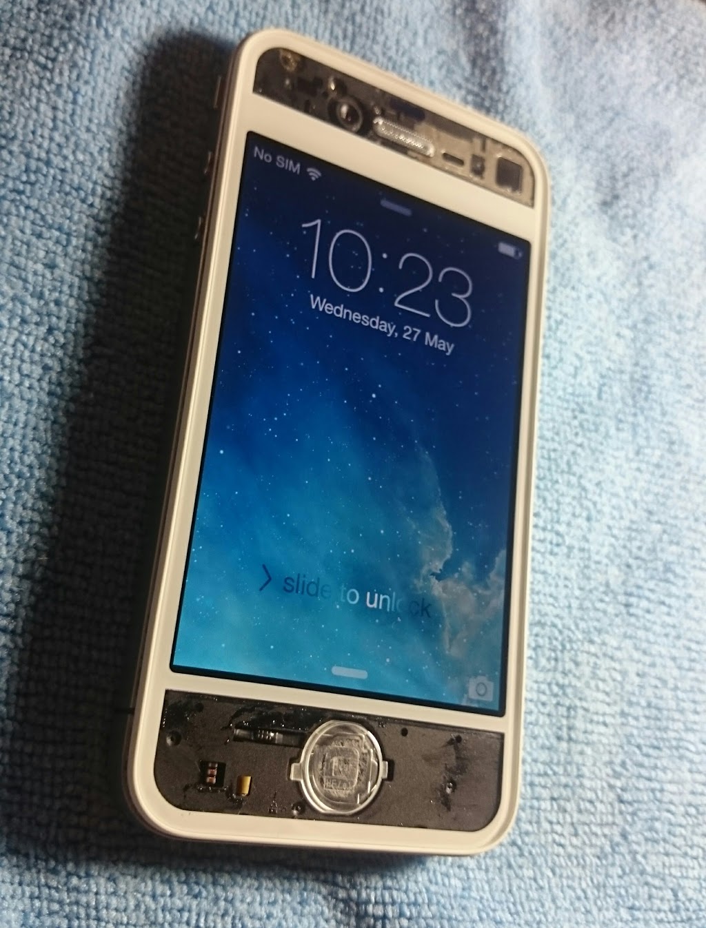 Percys Phone Repairs | store | 15 Bogong Ave, Mount Beauty VIC 3699, Australia | 0427065739 OR +61 427 065 739