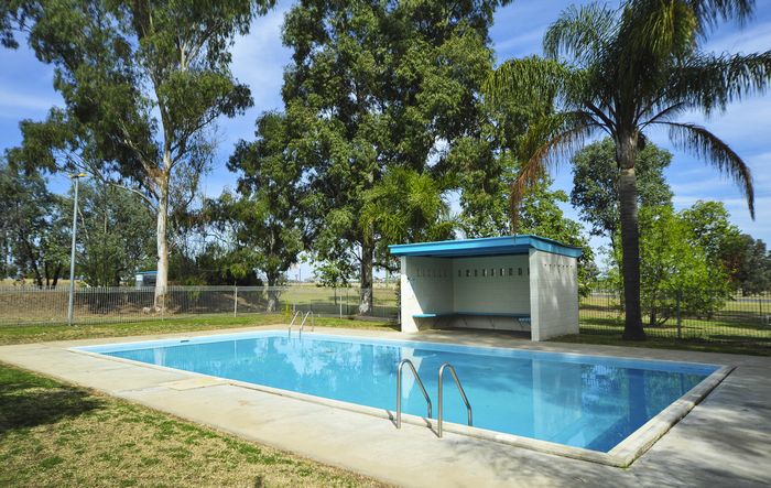 City Lights Caravan Park | rv park | 612 – 628 Goonoo Goonoo Rd, Tamworth South NSW 2340, Australia | 0267657664 OR +61 2 6765 7664