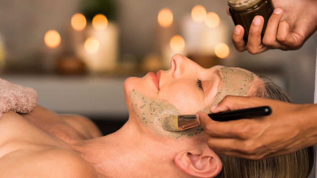 Spa by Hazelwood | 422 Binna Burra Rd, Beechmont QLD 4211, Australia | Phone: 0401 372 647