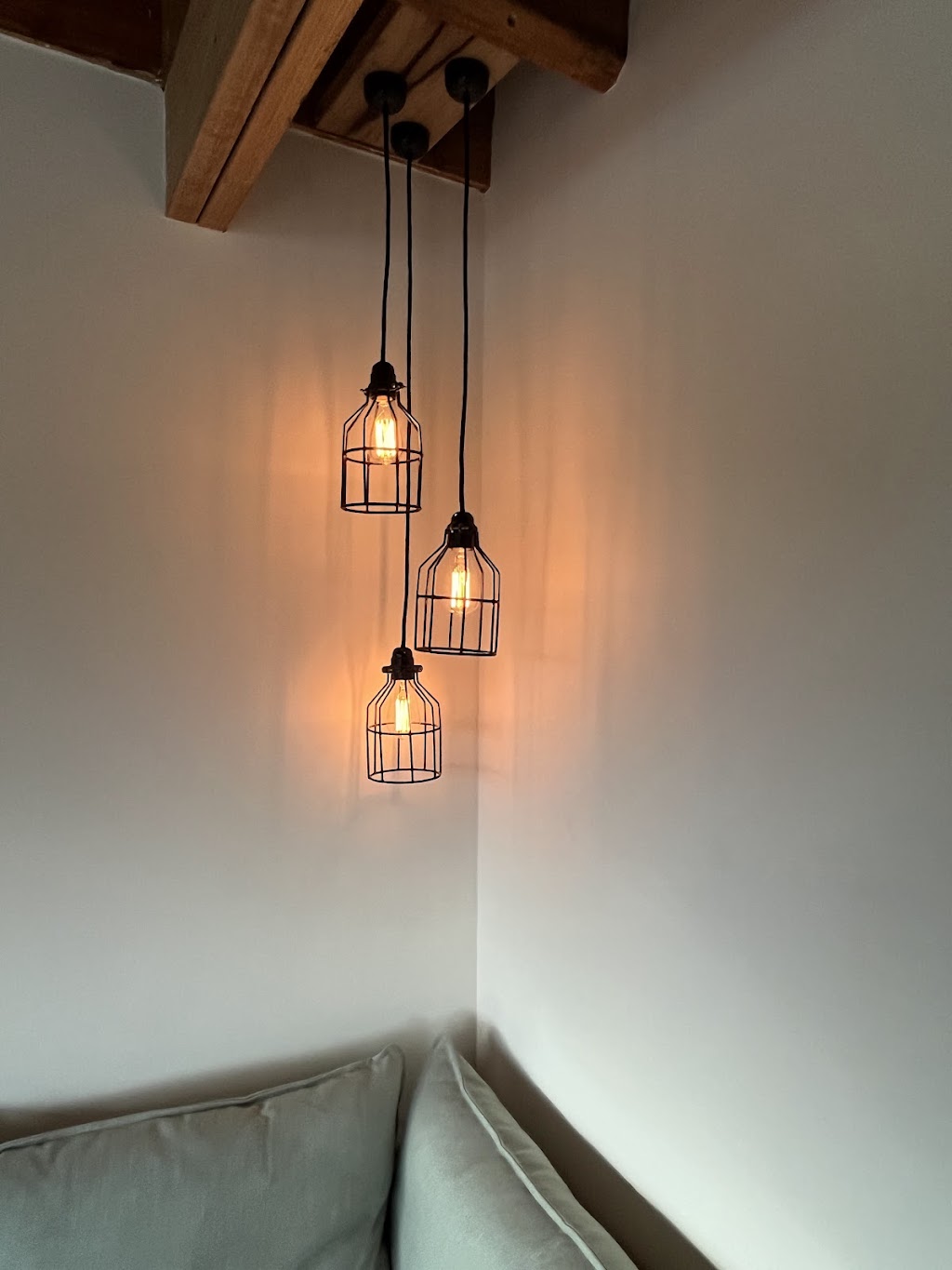 Rennie Electrical | 42 St Elmo Ave, Blackheath NSW 2785, Australia | Phone: 0403 320 384