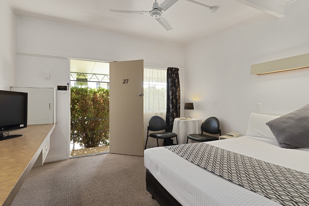 Econo Lodge Ben Hall Motor Inn | lodging | 5-7 Cross St, Forbes NSW 2681, Australia | 0268512345 OR +61 2 6851 2345