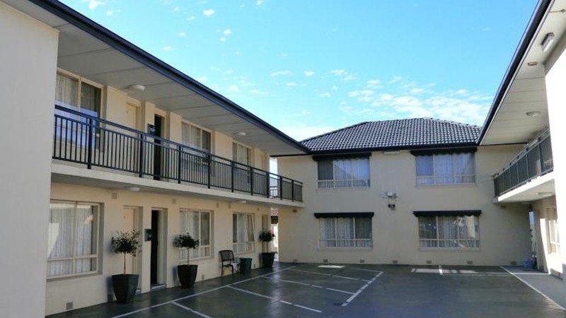 Best Western Fawkner Suites & Serviced Apartments | lodging | 1164 Sydney Rd, Fawkner VIC 3060, Australia | 0393591011 OR +61 3 9359 1011