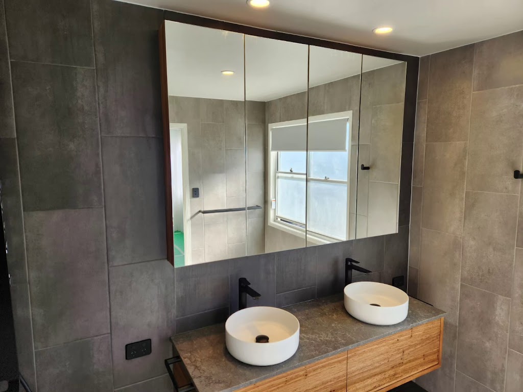 Marrick Electrical Services | 43 Hibertia Ave, Elanora QLD 4221, Australia | Phone: 0423 411 169