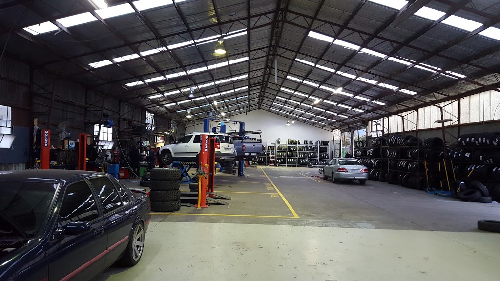 JAX Tyres Bayswater North | car repair | 583 Dorset Rd, Bayswater North VIC 3153, Australia | 0397366556 OR +61 3 9736 6556