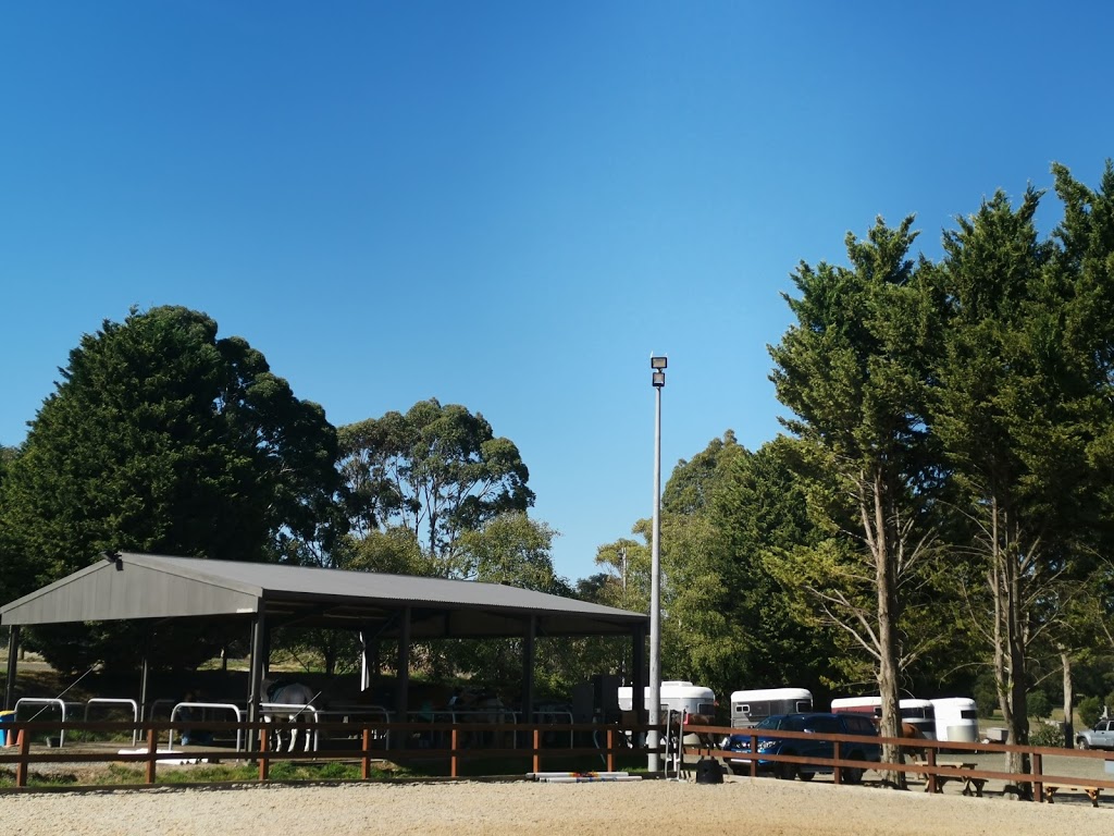 Victorian Equestrian Centre | 76 Beaconsfield-Emerald Rd, Beaconsfield Upper VIC 3808, Australia | Phone: (03) 5944 3751