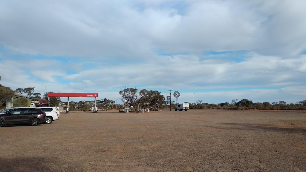 Glendambo Ampol Roadhouse | gas station | Stuart Hwy, Glendambo SA 5719, Australia | 0886721092 OR +61 8 8672 1092