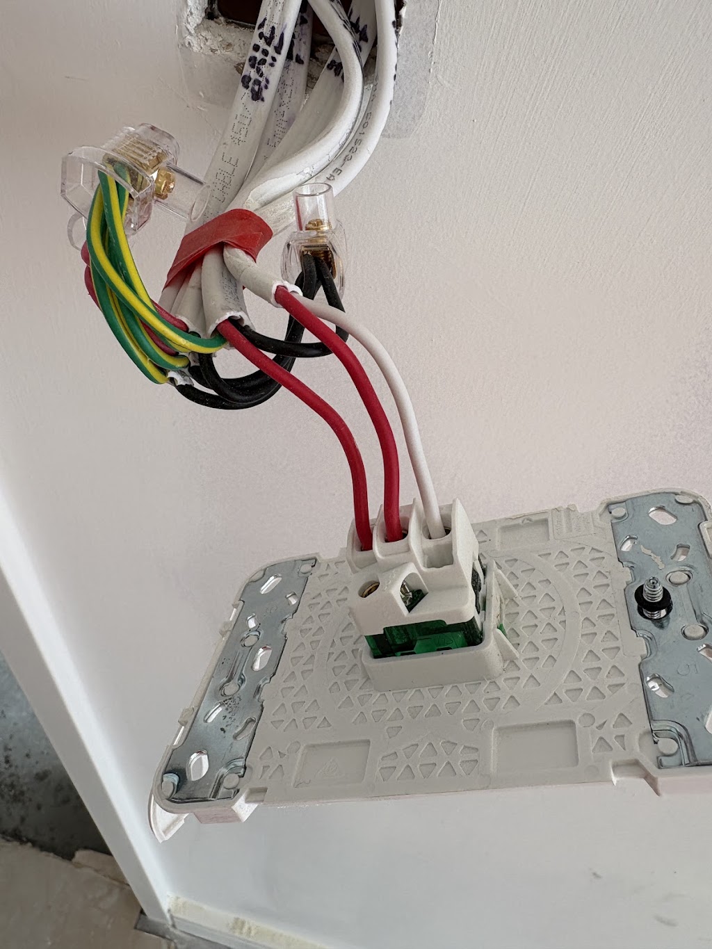 INU Electrical Pty Ltd | 20 Markham St, Holsworthy NSW 2173, Australia | Phone: 0412 450 122
