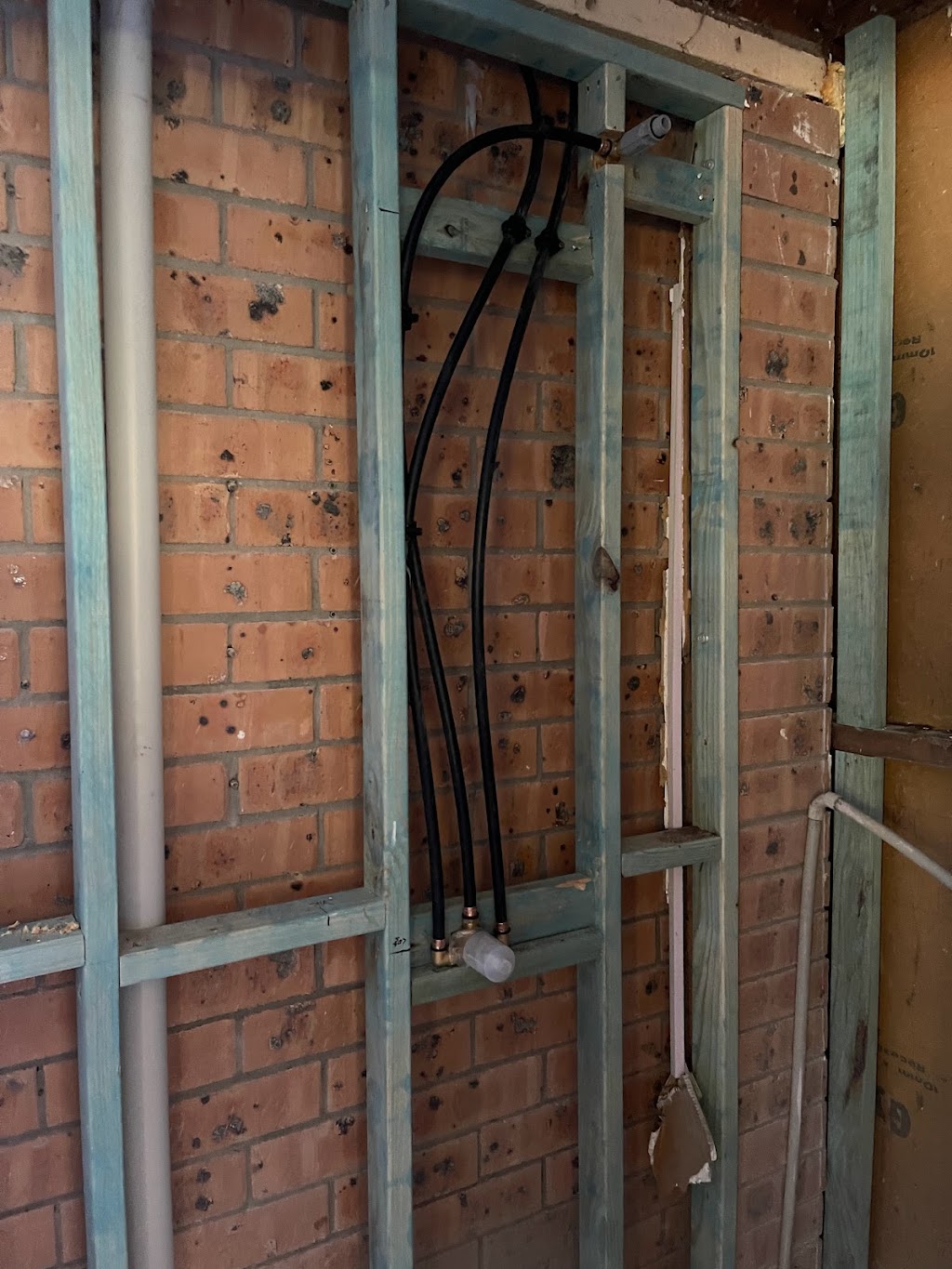 Coastpipes Plumbing | 14 Bolton St, Bateau Bay NSW 2261, Australia | Phone: 0499 210 096