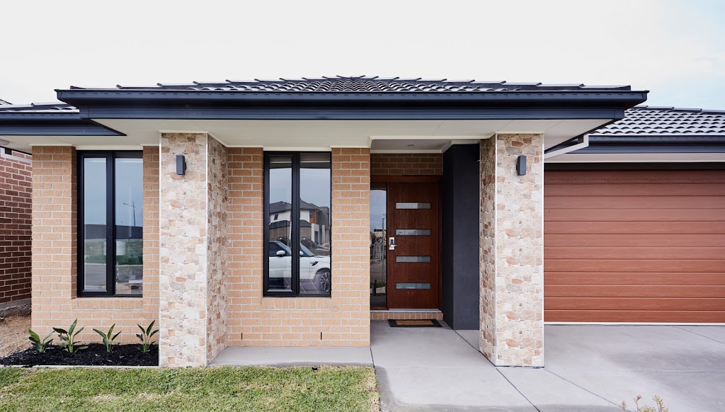 Aston Homes - House & Land Packages | general contractor | 1/11 Cooper St, Campbellfield VIC 3061, Australia | 0373032700 OR +61 3 7303 2700