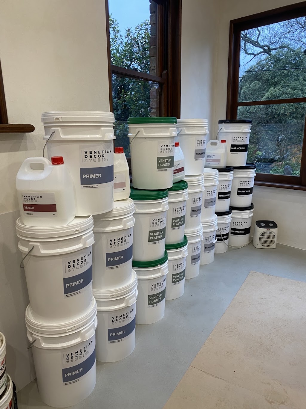 Venetian Plaster Training Melbourne | 1310 Mount Dandenong Tourist Rd, Kalorama VIC 3766, Australia | Phone: 0401 859 133