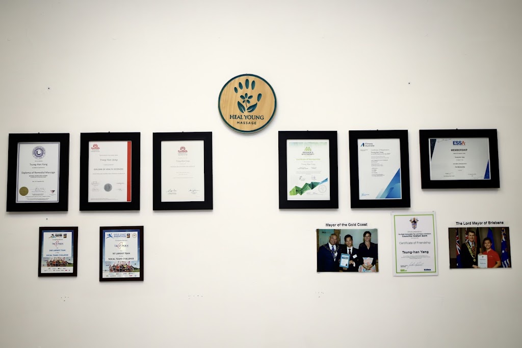 Heal Young Massage | 21 Meridien Ave, Varsity Lakes QLD 4227, Australia | Phone: 0431 051 546