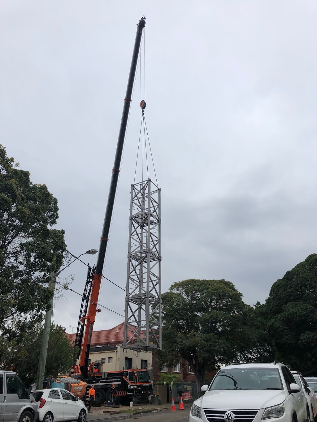 Dixons Crane Service | 2/6 Scrivener Ln, Springwood NSW 2777, Australia | Phone: 1300 312 326