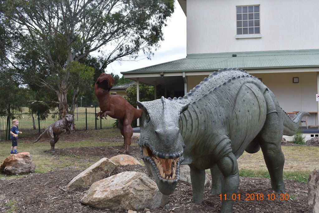 National Dinosaur Museum | museum | 6 Gold Creek Rd, Nicholls ACT 2913, Australia | 0262302655 OR +61 2 6230 2655