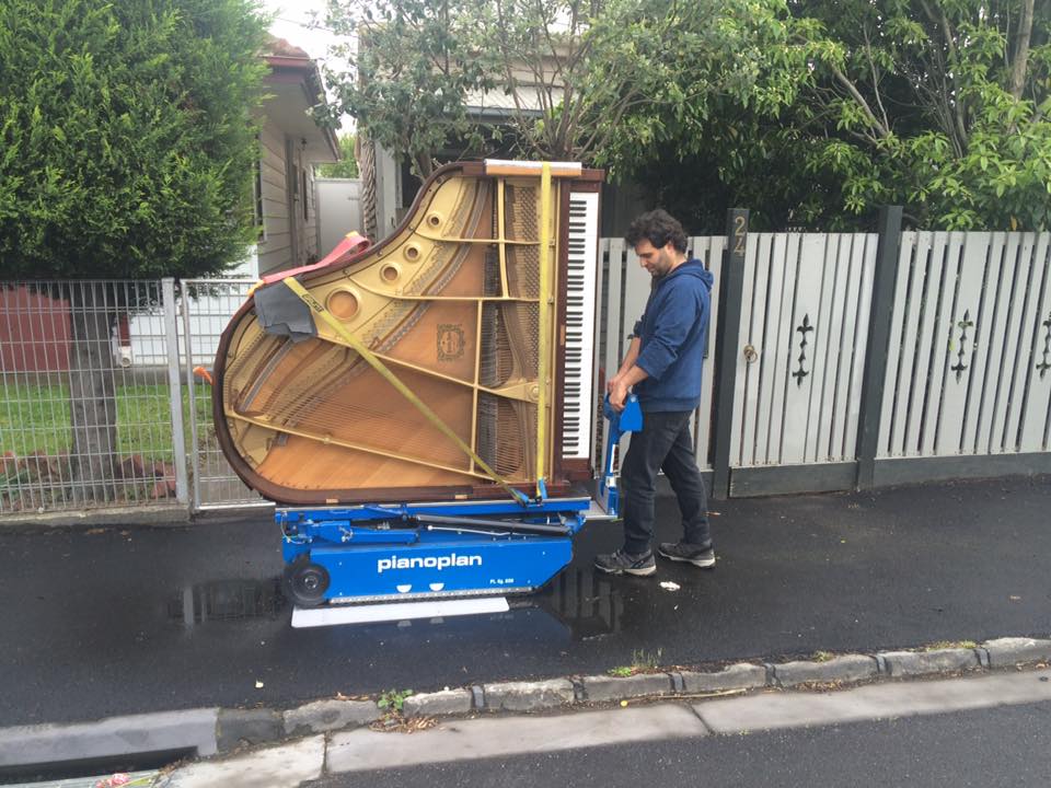 Lachlan Brown Piano Tuning and Moving | moving company | 21 Dunstan St, Preston VIC 3072, Australia | 0434091533 OR +61 434 091 533