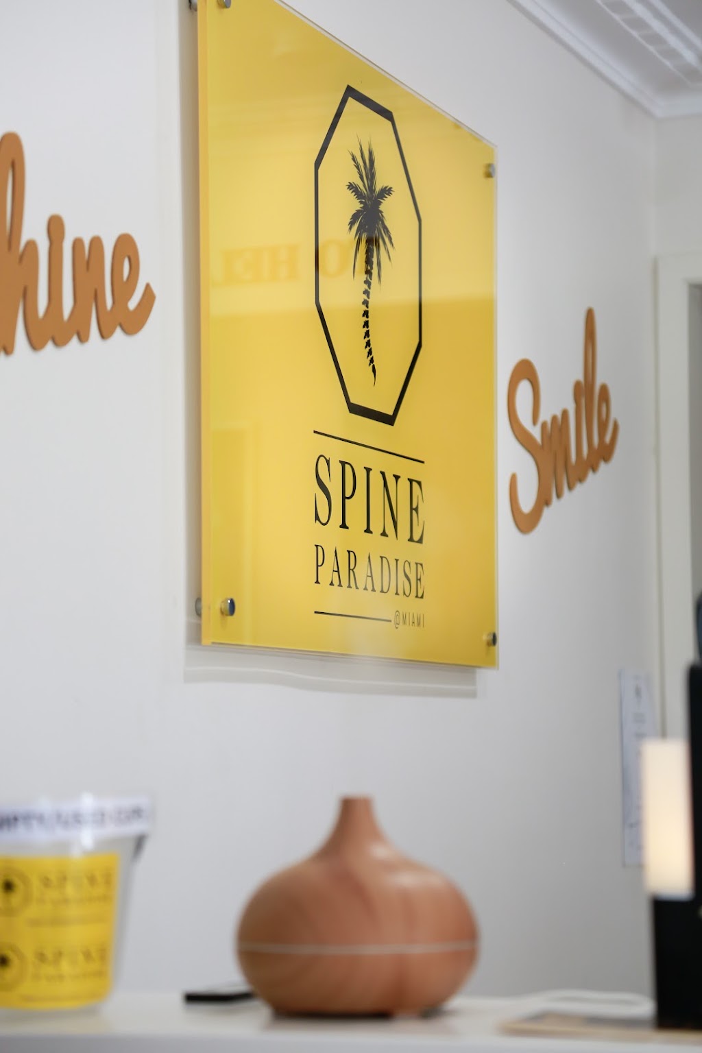 Spine Paradise | 2 Paradise Ave, Miami QLD 4220, Australia | Phone: (07) 5667 2522