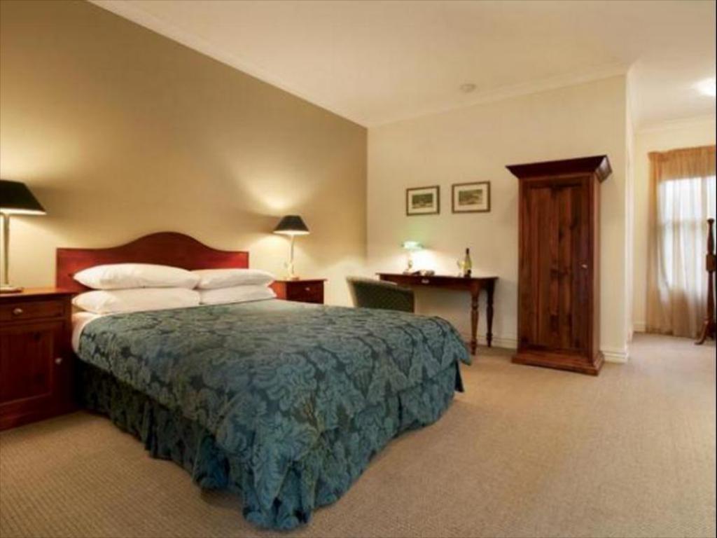 The Lancefield Lodge | lodging | 50 Main Rd, Lancefield VIC 3435, Australia | 0419446529 OR +61 419 446 529
