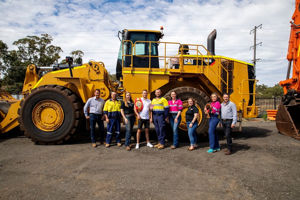 Excavation Equipment Blacksoil | 1662 Warrego Hwy, Karrabin QLD 4306, Australia | Phone: (07) 4600 9660