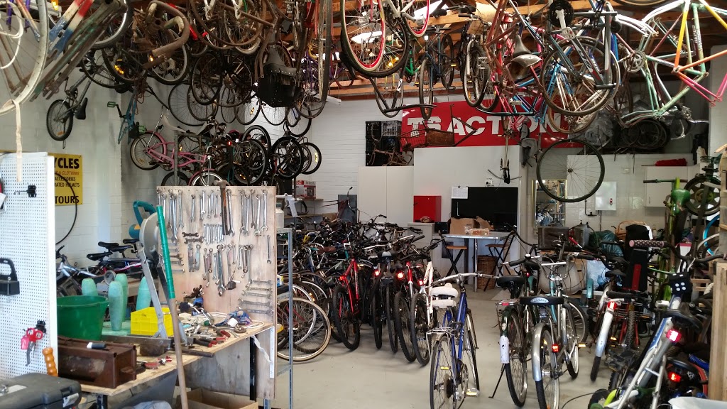 Village Bike Gold Coast | bicycle store | 48 Deodar Dr, Burleigh Waters QLD 4220, Australia | 0407651096 OR +61 407 651 096