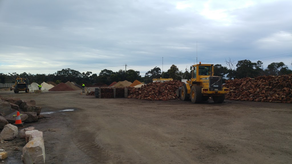Newcomb Sand & Soil Supplies | general contractor | 460 Grossmans Rd, Torquay VIC 3228, Australia | 0352482632 OR +61 3 5248 2632