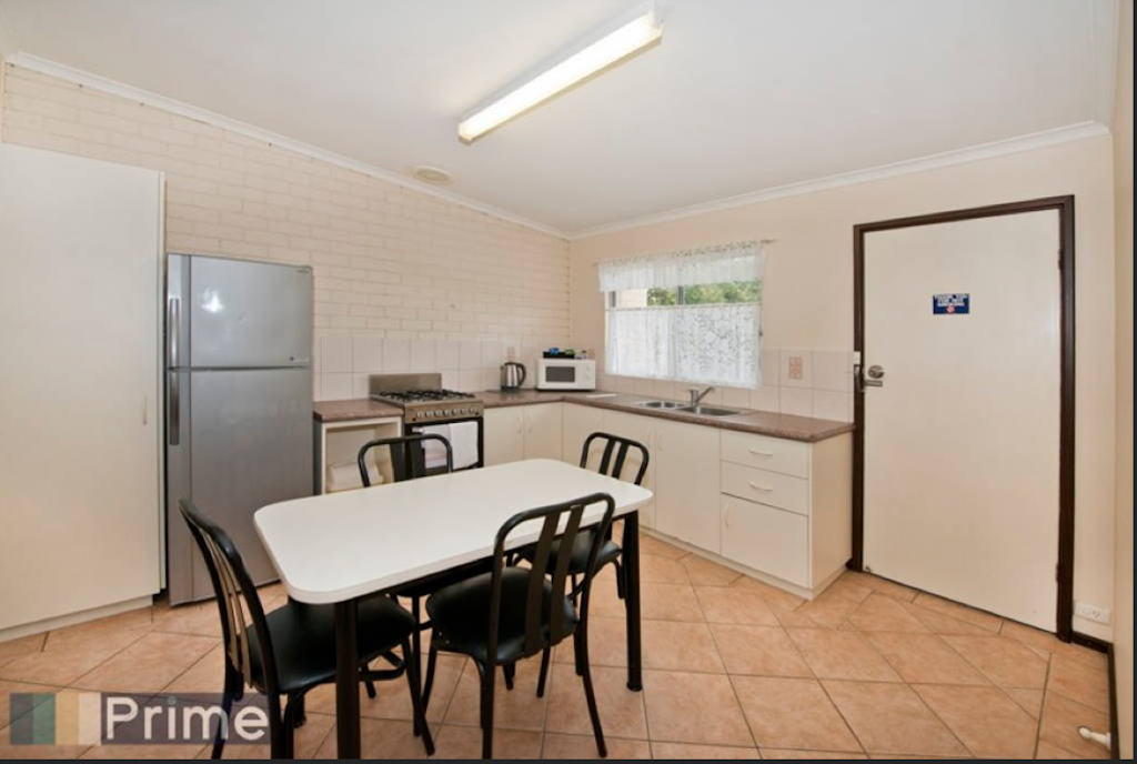 Middleton Mews No. 9 | lodging | 182-184 Middleton Rd, Mira Mar WA 6330, Australia