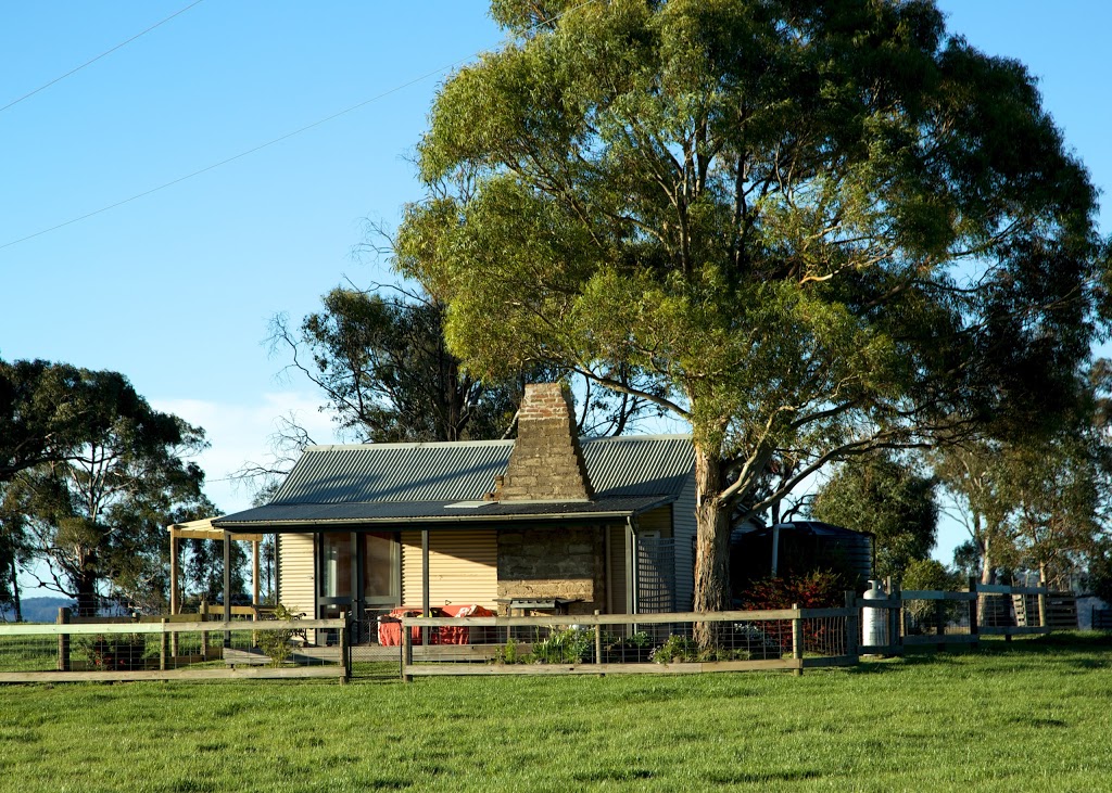 Tanjenong Cottages | lodging | 6875 Taralga Rd, Curraweela NSW 2580, Australia | 0248438150 OR +61 2 4843 8150