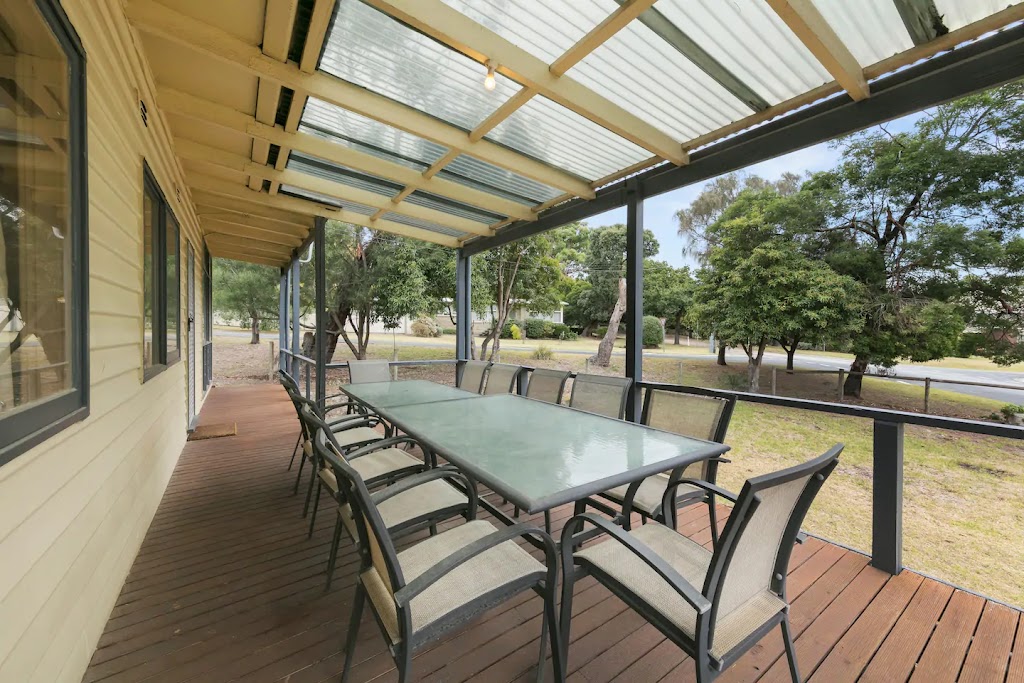 Dromana Beach Retreat | 5 Clarendon St, Dromana VIC 3936, Australia | Phone: 0407 095 127