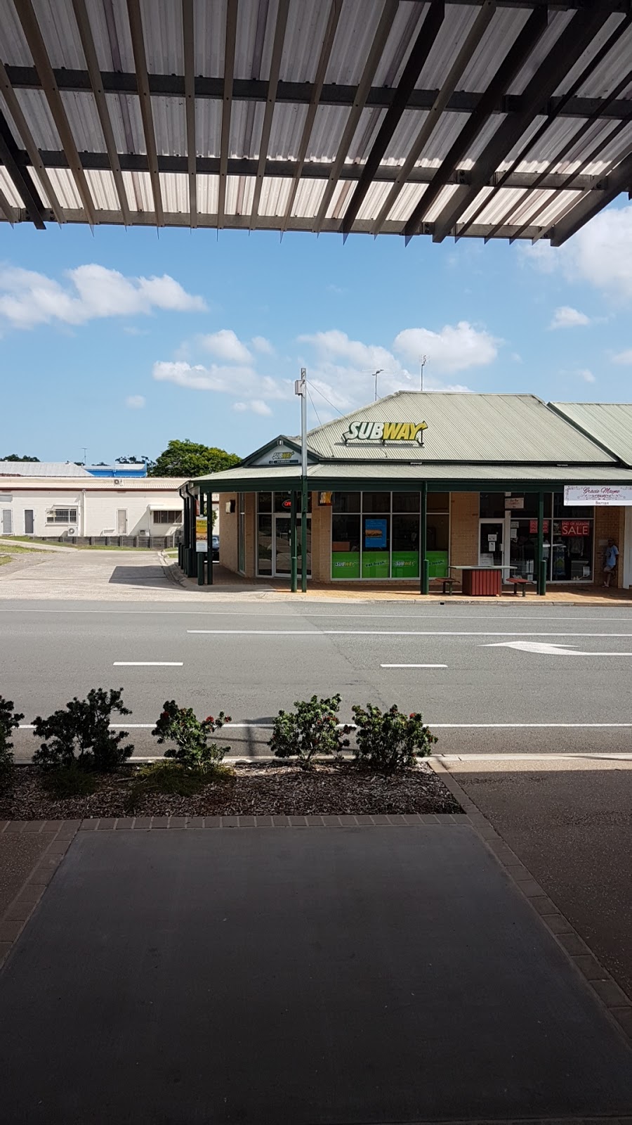 Subway | restaurant | 5 Peachester Rd, Beerwah QLD 4519, Australia | 0754390766 OR +61 7 5439 0766