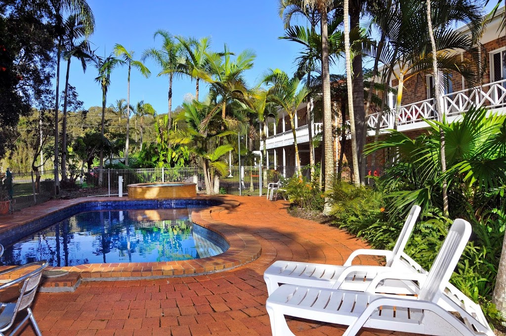 Yamba Aston Motel | 37 Coldstream St, Yamba NSW 2464, Australia | Phone: (02) 6646 2199