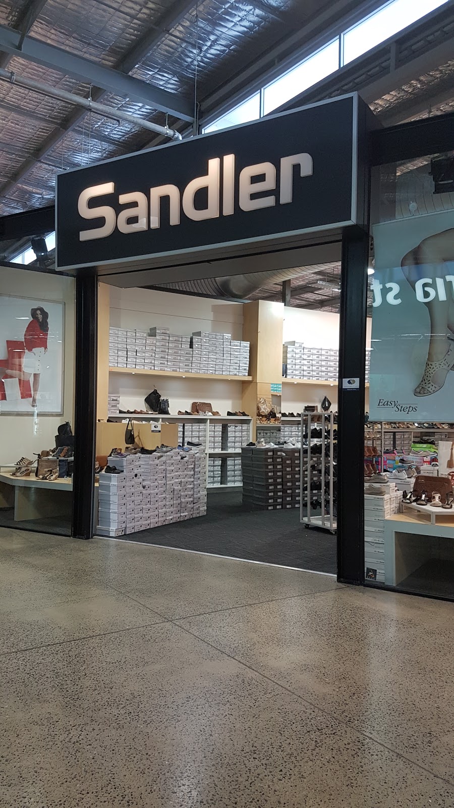 Sandler Factory Outlet Brisbane | shoe store | 1 Airport Dr, Eagle Farm QLD 4009, Australia | 0731152407 OR +61 7 3115 2407