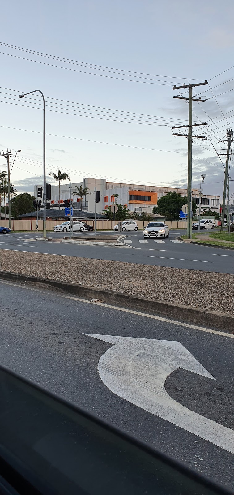 Logan Hospital Emergency Department | health | Logan Hospital, Armstrong Rd & Loganlea Rd, Meadowbrook QLD 4131, Australia | 0732998899 OR +61 7 3299 8899