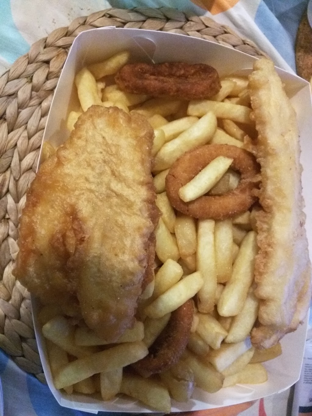 Grey Shark Fish & Chips | meal takeaway | 3/11 Old Lilydale Rd, Ringwood East VIC 3135, Australia | 0398792567 OR +61 3 9879 2567