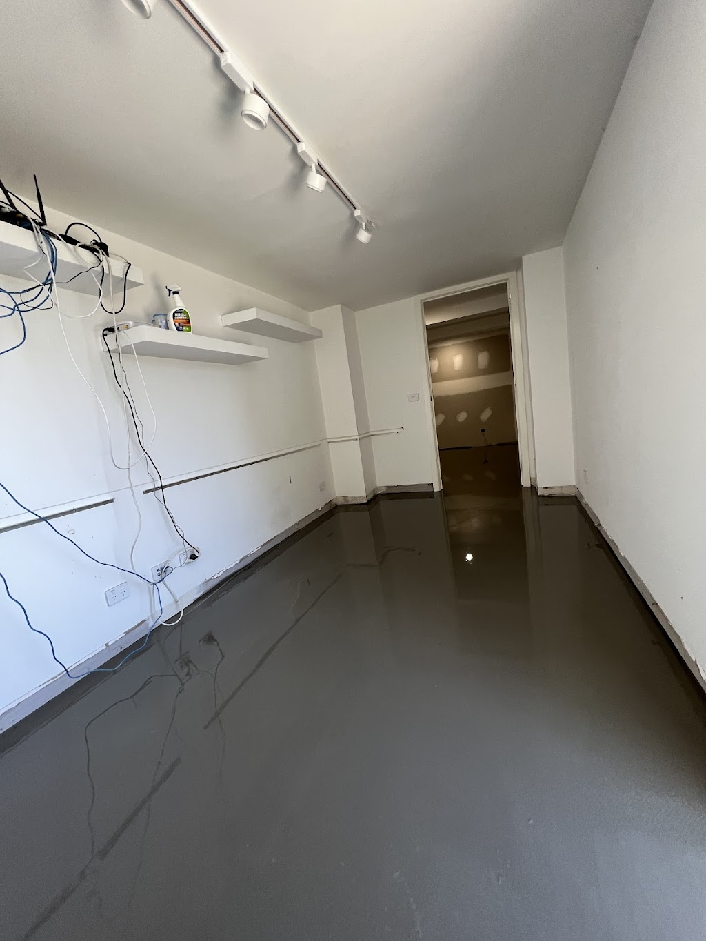 Commercial Flooring | 15 Botanica Springs Blvd, Brookfield VIC 3338, Australia | Phone: 0405 399 468