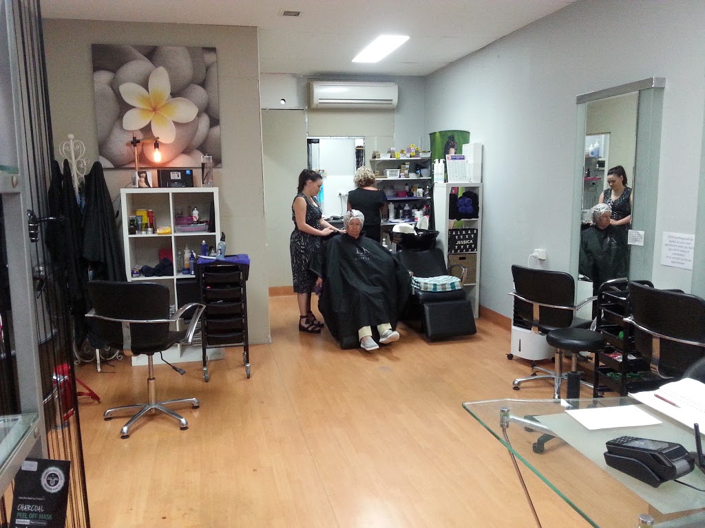 Vivid Hair Creations | hair care | 8a/84 Hayden Brook Rd, Woodrising NSW 2284, Australia | 0249591651 OR +61 2 4959 1651